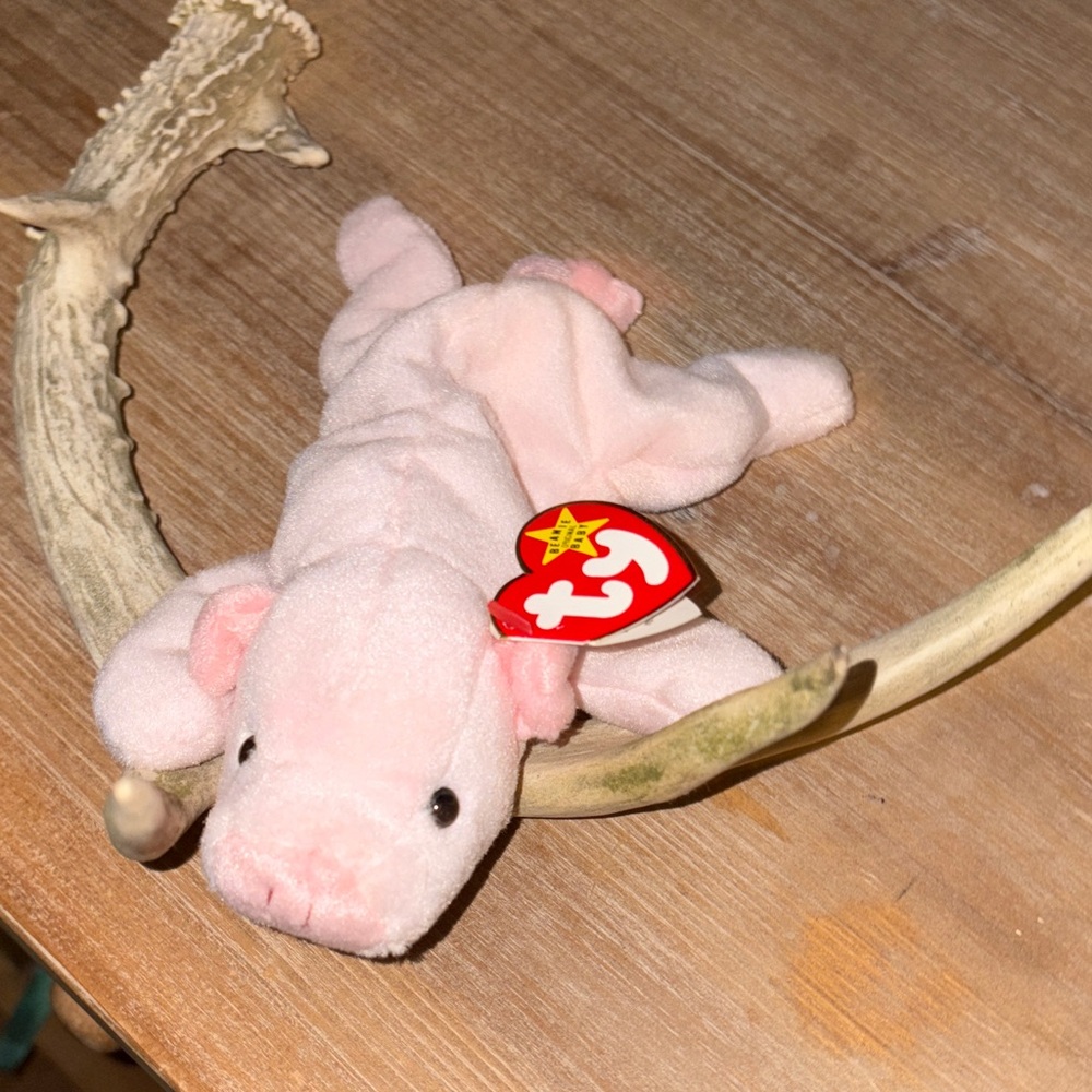 Squeaky the Pig with Tag Errors Beanie Babies 1993!